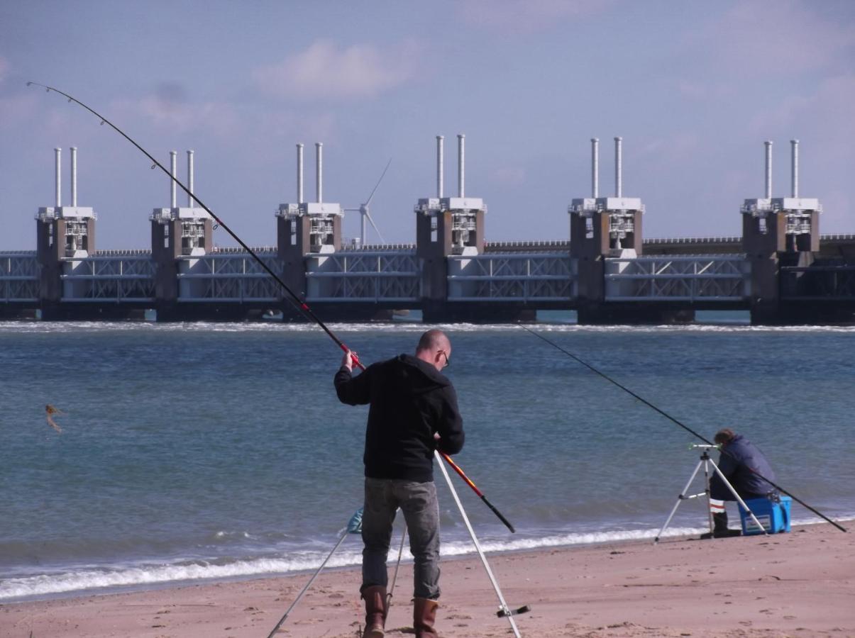 Comfortabel Vakantiehuis Aan Zee En Meer ! Kamperland Bagian luar foto