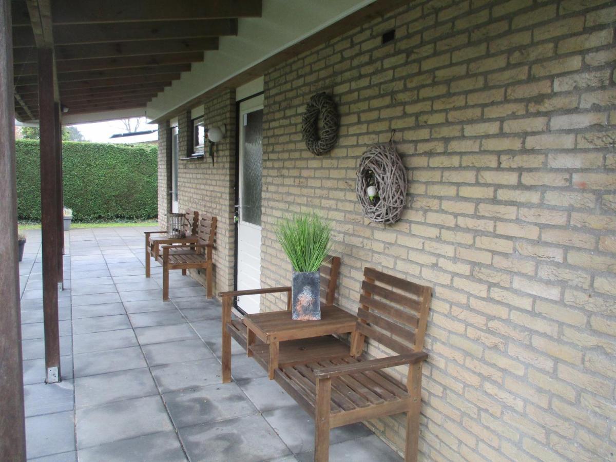 Comfortabel Vakantiehuis Aan Zee En Meer ! Kamperland Bagian luar foto